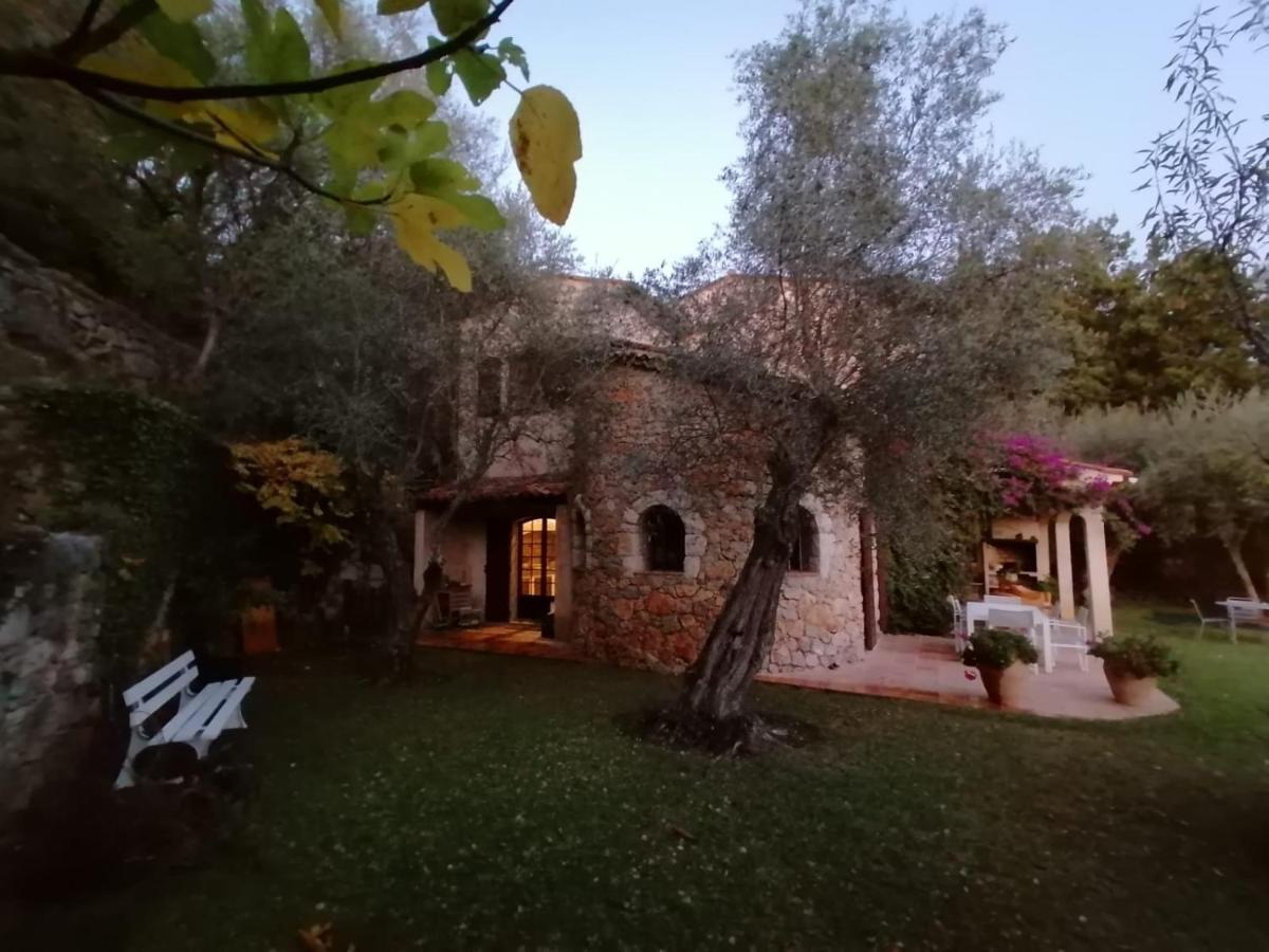 La Perasceda Bed & Breakfast Spéracèdes Dış mekan fotoğraf