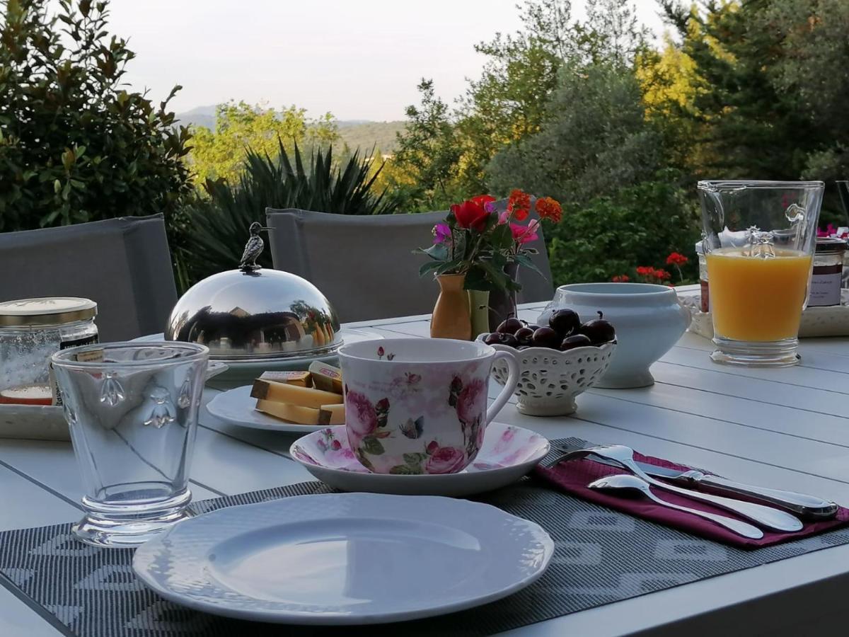 La Perasceda Bed & Breakfast Spéracèdes Dış mekan fotoğraf