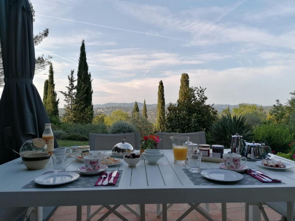 La Perasceda Bed & Breakfast Spéracèdes Dış mekan fotoğraf