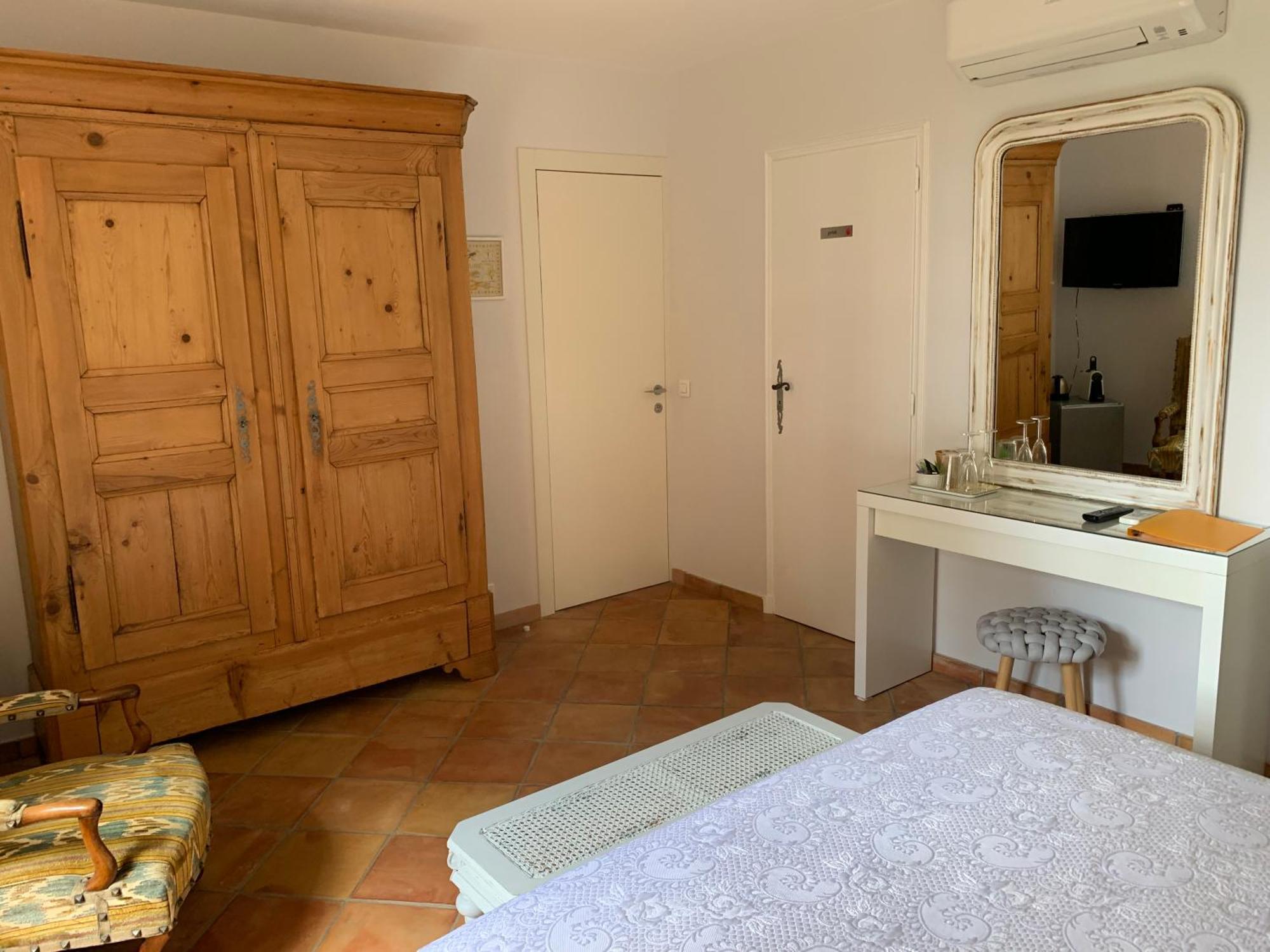 La Perasceda Bed & Breakfast Spéracèdes Dış mekan fotoğraf